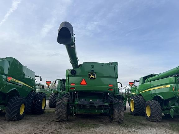 Image of John Deere S790 equipment image 3