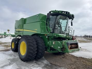 Main image John Deere S790