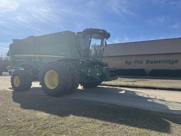 Main image John Deere S790