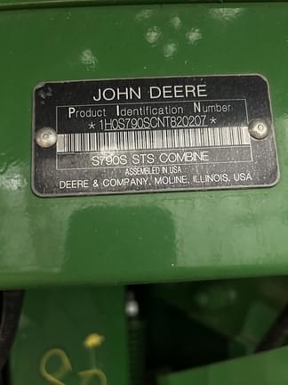 Image of John Deere S790 equipment image 1