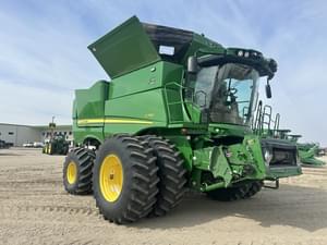 2022 John Deere S790 Image
