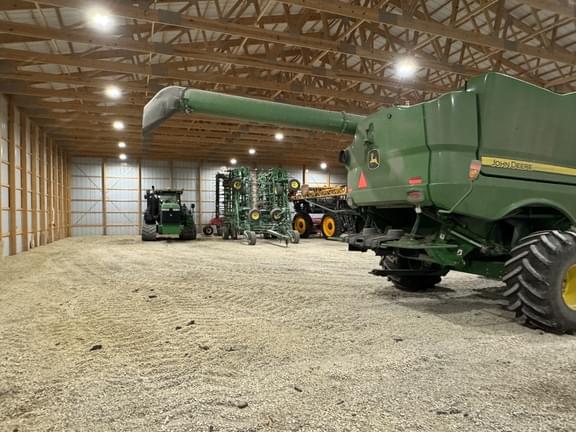 Image of John Deere S790 equipment image 3