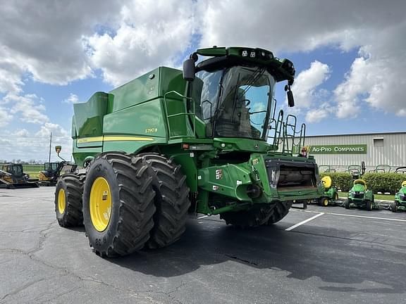 Image of John Deere S790 equipment image 1