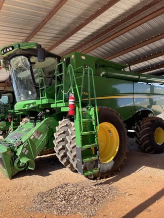 2022 John Deere S790 Equipment Image0