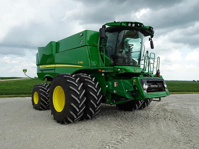 Image of John Deere S790 equipment image 2