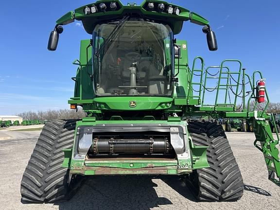 Image of John Deere S790 equipment image 2