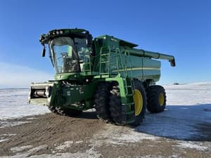 2022 John Deere S790 Image