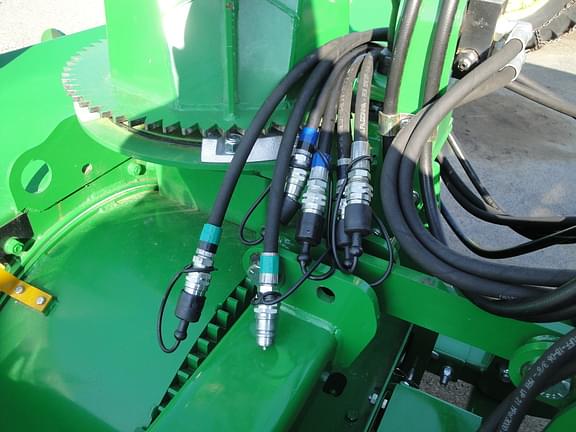 Image of John Deere SB1388R equipment image 4