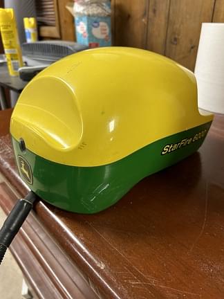 Image of John Deere StarFire 6000 equipment image 4