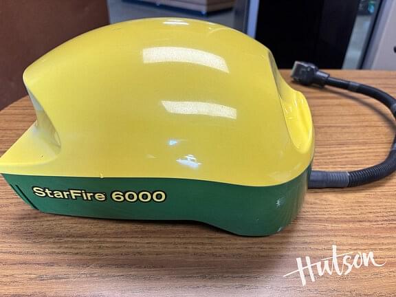 Image of John Deere StarFire 6000 Primary image