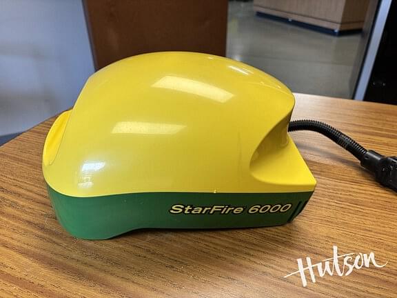 Image of John Deere StarFire 6000 equipment image 1