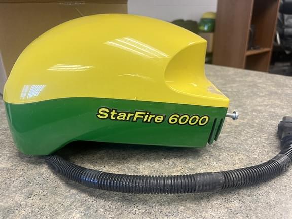 Image of John Deere StarFire 6000 Image 0