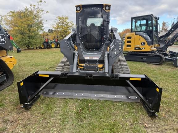 Image of John Deere SP8C equipment image 1