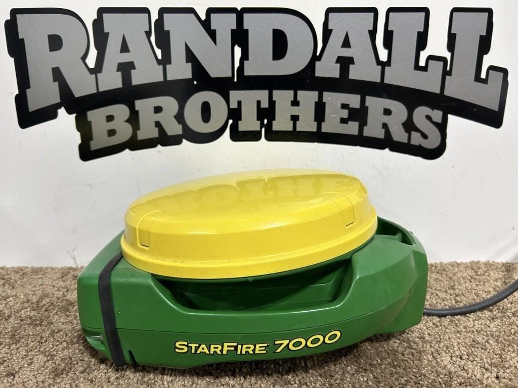 2022 John Deere StarFire 7000 Equipment Image0