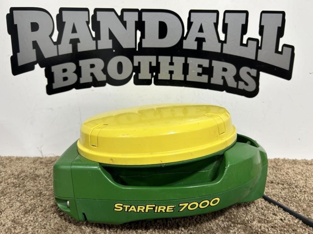 2022 John Deere StarFire 7000 Equipment Image0