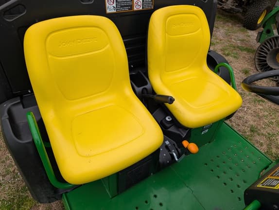 Image of John Deere Gator TH 6x4 equipment image 4