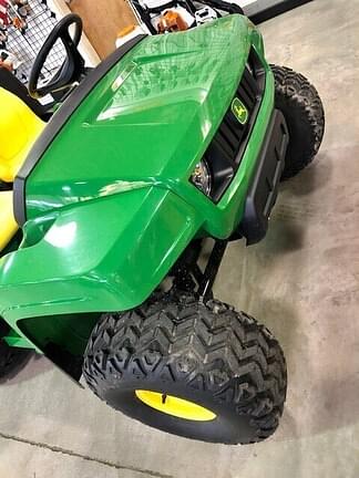 Image of John Deere Gator TH 6x4 equipment image 2