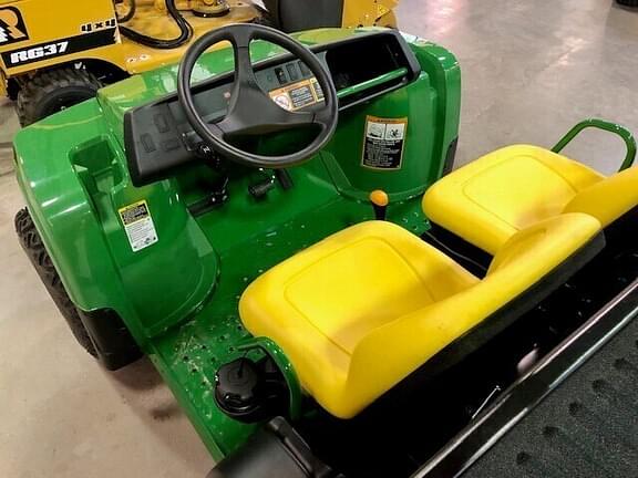 Image of John Deere Gator TH 6x4 equipment image 4