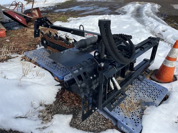 Image of John Deere Worksite Pro TR48B equipment image 3