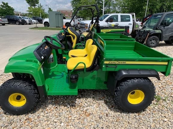 Main image John Deere Gator TS 4x2