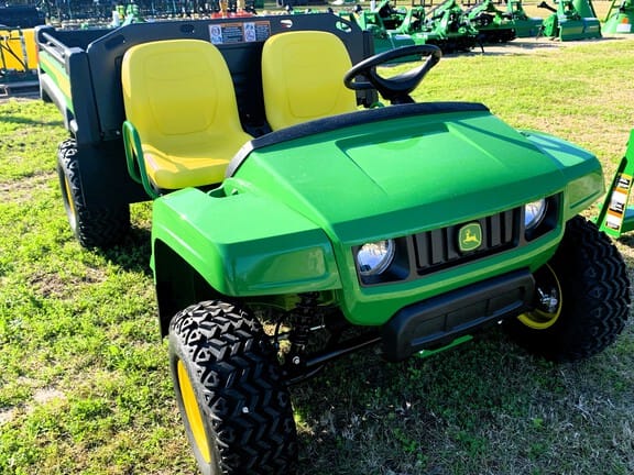 2023 John Deere Gator TX 4x2 Equipment Image0