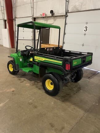 Image of John Deere Turf TX equipment image 4