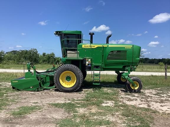 Image of John Deere W200M Primary image