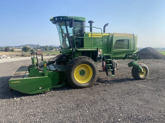 2022 John Deere W200M Equipment Image0
