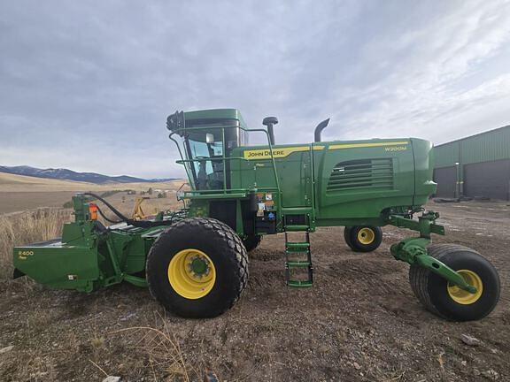 Image of John Deere W200M equipment image 1