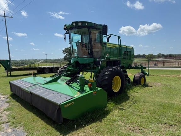2022 John Deere W235M Image
