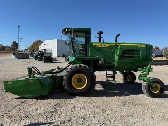 Image of John Deere W235M equipment image 3