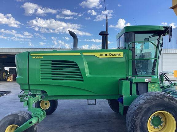 Image of John Deere W235M equipment image 1