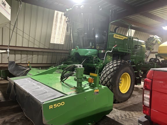 2022 John Deere W235M Equipment Image0