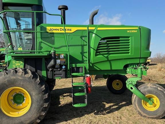 2022 John Deere W235M Equipment Image0
