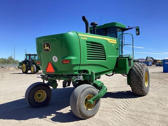 Image of John Deere W235M equipment image 4