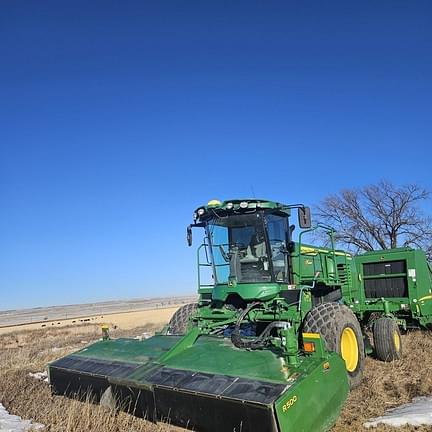 Image of John Deere W235M equipment image 2