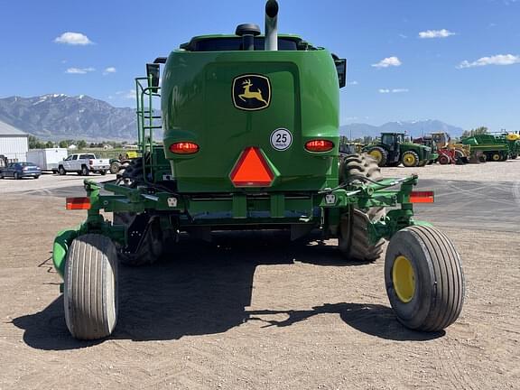 Image of John Deere W235R equipment image 3