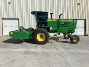 2022 John Deere W235R Image