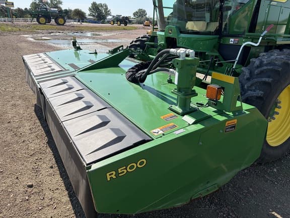Image of John Deere W235R equipment image 4