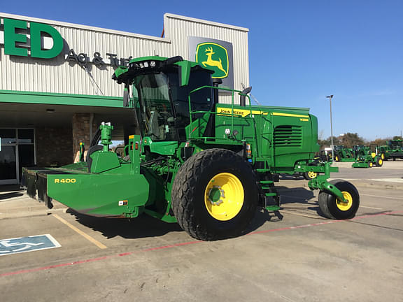 Image of John Deere W235R equipment image 1