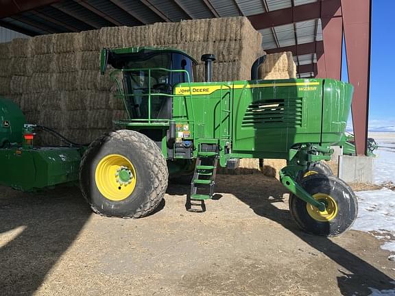 Image of John Deere W235R equipment image 1