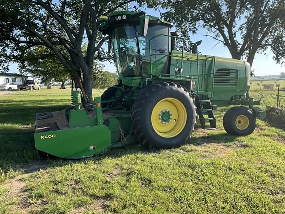 Image of John Deere W235R equipment image 1
