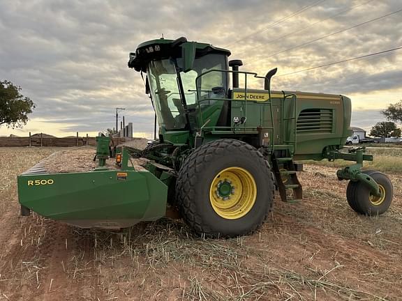 Image of John Deere W235R equipment image 3