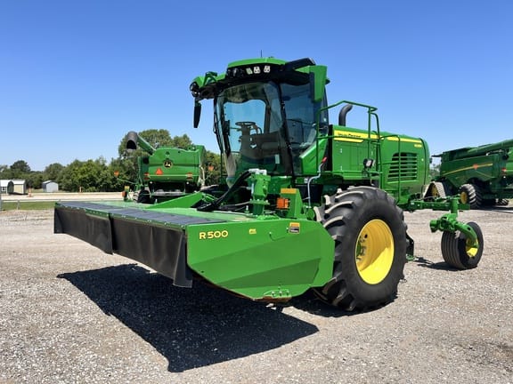Main image John Deere W235R