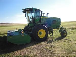2022 John Deere W235R Image