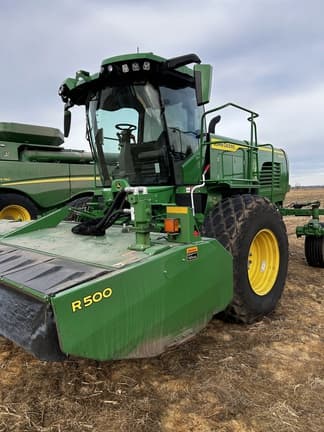 Image of John Deere W235R equipment image 4