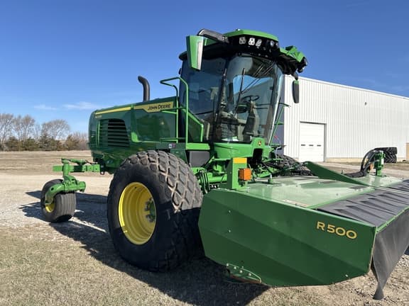 Image of John Deere W235R equipment image 1