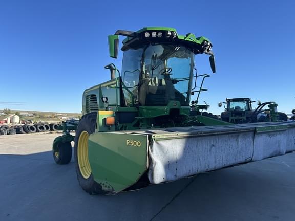 Image of John Deere W235R equipment image 3