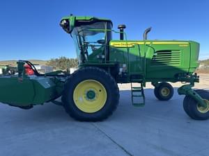 2022 John Deere W235R Image
