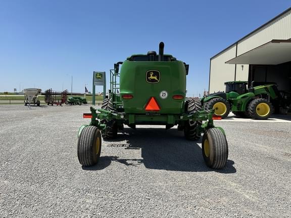 Image of John Deere W235R equipment image 3